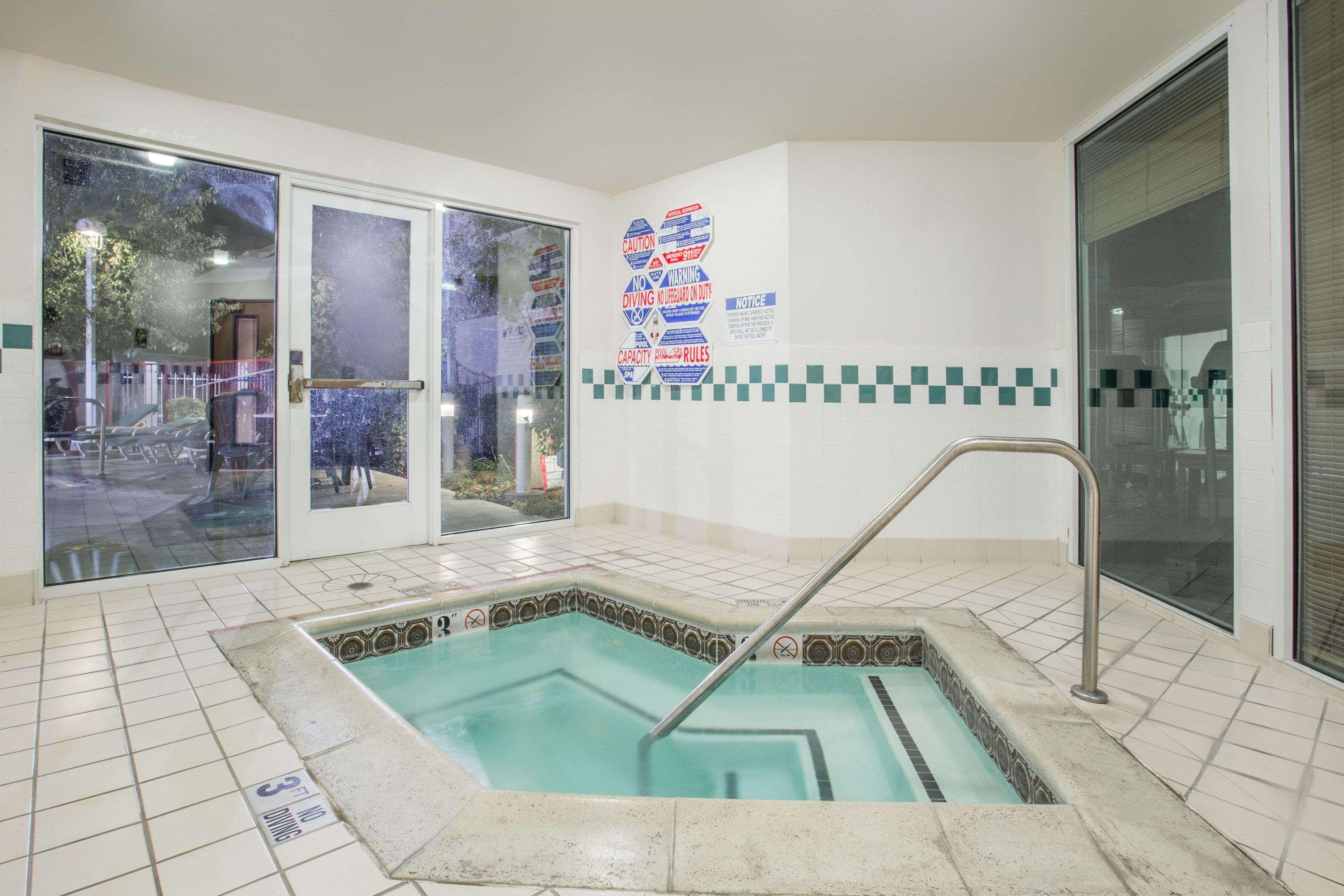 Hawthorn Suites By Wyndham Livermore Kültér fotó